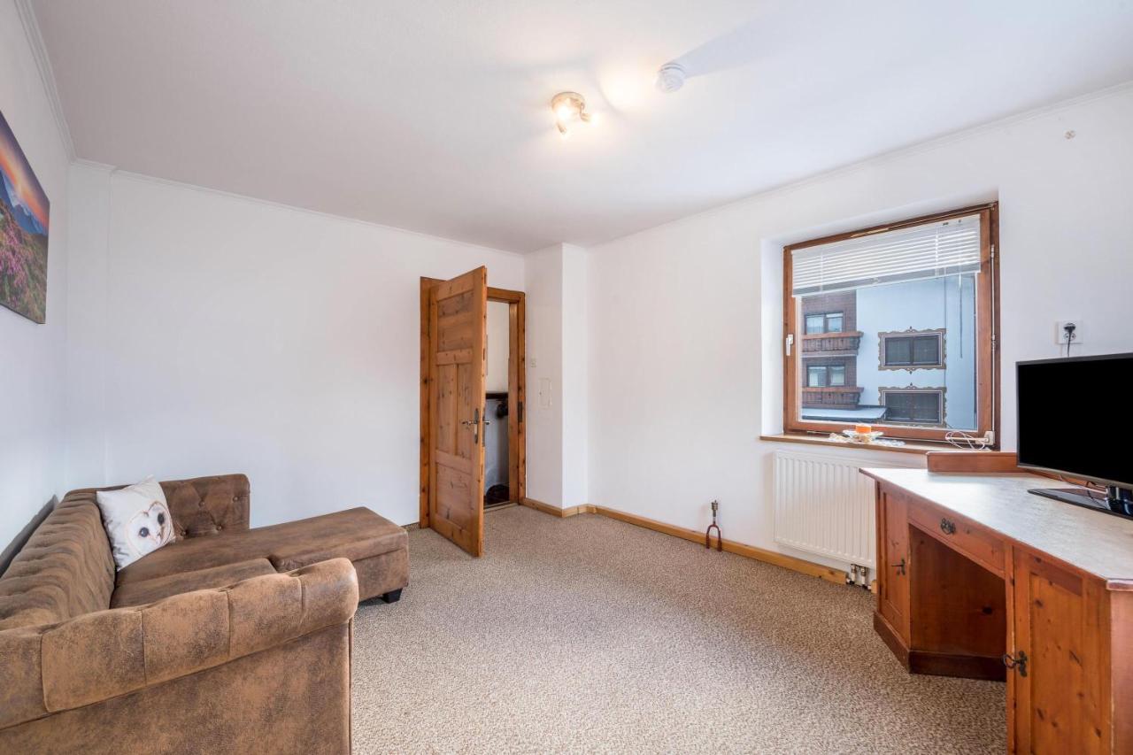 Apartment Maratim Zur Zugspitze Ehrwald Extérieur photo